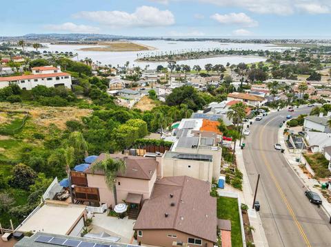 3721 Baker St, San Diego, CA 92117