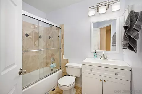 405 Whispering Willow Dr #B, Santee, CA 92071 photo 22
