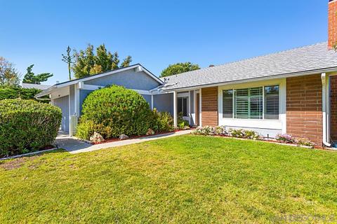 4520 Trieste Dr, Carlsbad, CA 92010