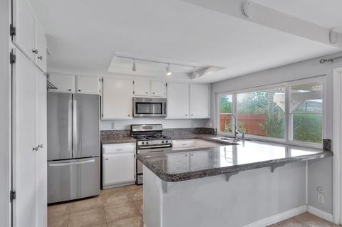 13408 Whitewater Dr, Poway, CA 92064 photo 5