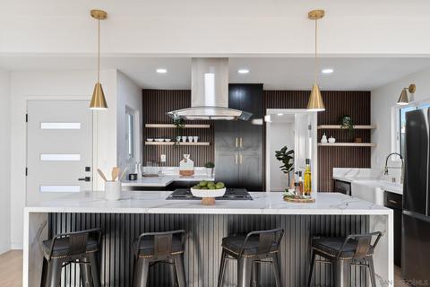 5712 Calle Sal Si Puedes, San Diego, CA 92139