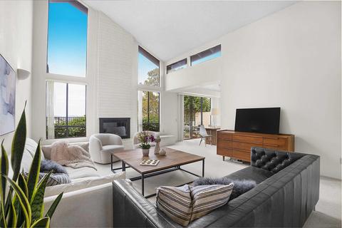6485 Caminito Northland, La Jolla, CA 92037