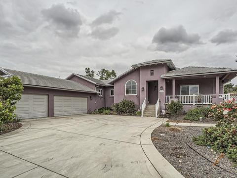 10722 Oak Creek Dr, Lakeside, CA 92040