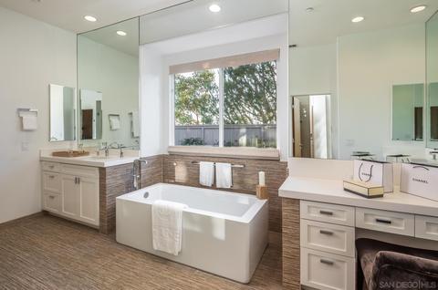 1355 Ravean Ct, Encinitas, CA 92024 photo 12
