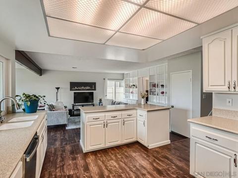 671 Gilbert Pl, Chula Vista, CA 91910 photo 13