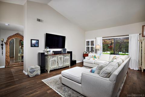 2585 Coronado Pl, Vista, CA 92081 photo 7