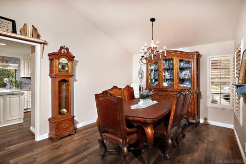 2585 Coronado Pl, Vista, CA 92081 photo 9