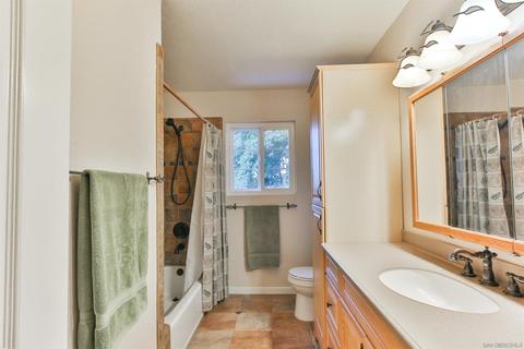 648 Norwynn Ln, Fallbrook, CA 92028 photo 12