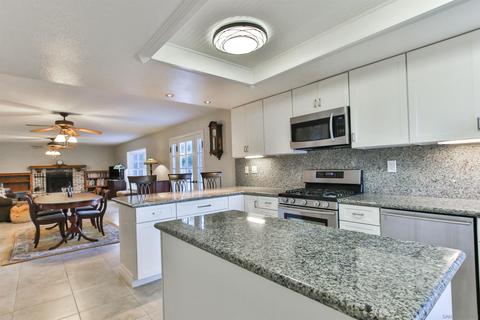 648 Norwynn Ln, Fallbrook, CA 92028 photo 7