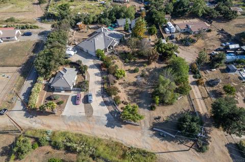 31363 Ahern Ranch Rd, Valley Center, CA 92082 photo 2