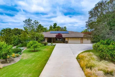 13638 Orchard Gate Rd, Poway, CA 92064