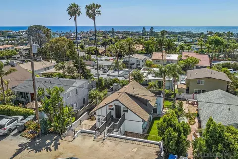 215-17 N Granados Ave, Solana Beach, CA 92075