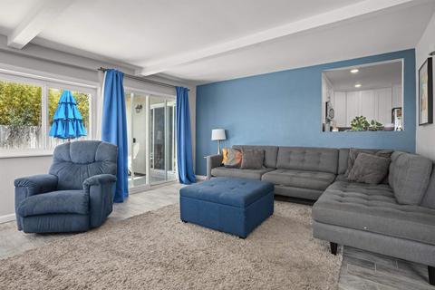 7990 Windsor Dr, La Mesa, CA 91941 photo 17