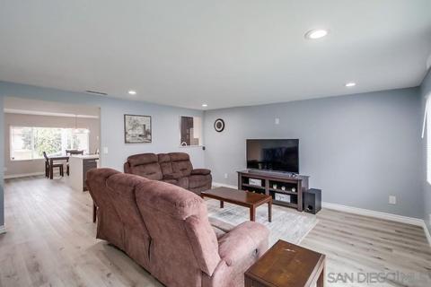 8759 Innsdale Ave, Spring Valley, CA 91977 photo 12