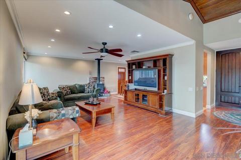 14400 High Pine St, Poway, CA 92064 photo 5