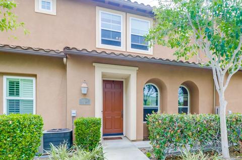 10524 Calle Tamarindo #6, San Diego, CA 92127