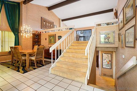 2139 Caminito Circulo Norte, La Jolla, CA 92037 photo 9
