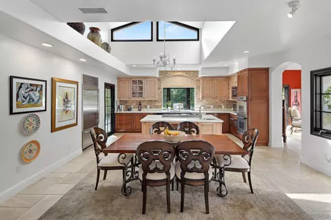 2643 Hidden Valley Rd, La Jolla, CA 92037 photo 14
