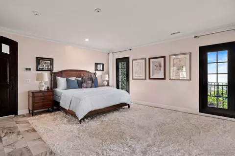 2643 Hidden Valley Rd, La Jolla, CA 92037 photo 19