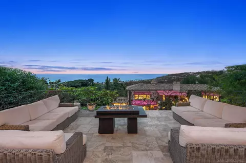 2643 Hidden Valley Rd, La Jolla, CA 92037 photo 24