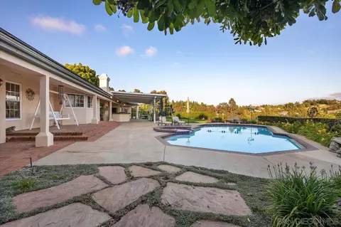 1532 Rancho Encinitas Dr, Encinitas, CA 92024 photo 4