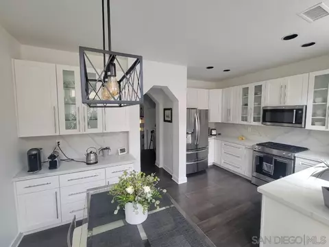 7172 Calabria Ct #C, San Diego, CA 92122