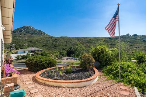 15245 La Plata Ct, Ramona, CA 92065 photo 4