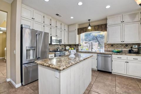 1554 Avenida Guillermo, Oceanside, CA 92056 photo 10