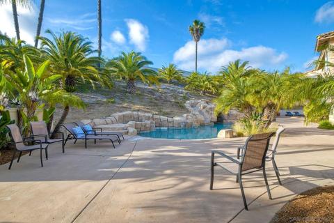 1554 Avenida Guillermo, Oceanside, CA 92056 photo 2