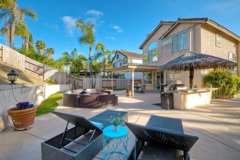 1554 Avenida Guillermo, Oceanside, CA 92056 photo 4