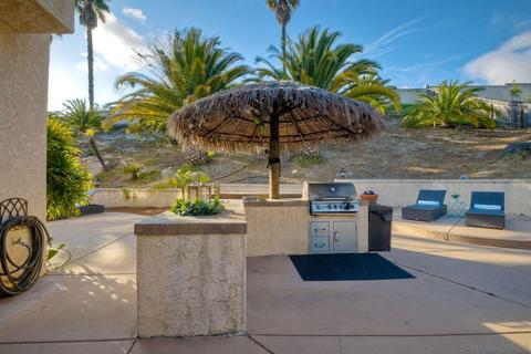 1554 Avenida Guillermo, Oceanside, CA 92056 photo 9