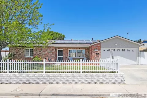10333 Walden Ct, Santee, CA 92071