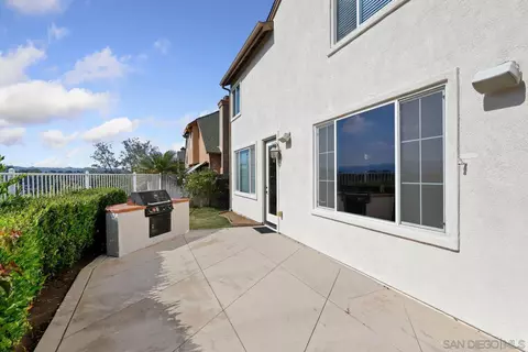 571 Poets Sq, Fallbrook, CA 92028 photo 30