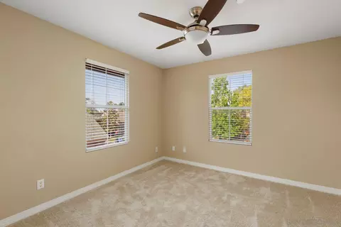 571 Poets Sq, Fallbrook, CA 92028 photo 25