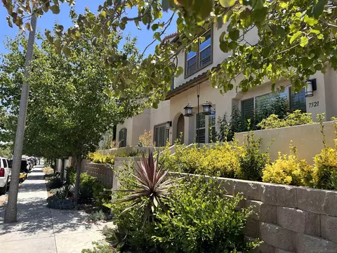 7523 Canyon Dr, Santee, CA 92071