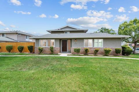 2514 Wanek Rd #A, Escondido, CA 92027