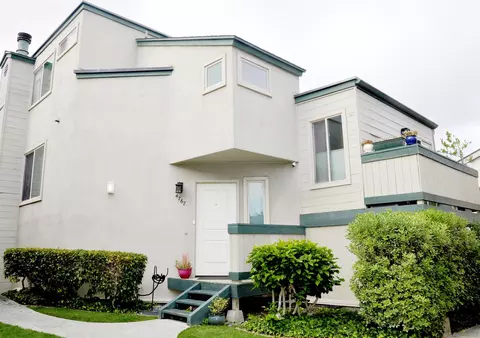 4767 Lamont St, San Diego, CA 92109