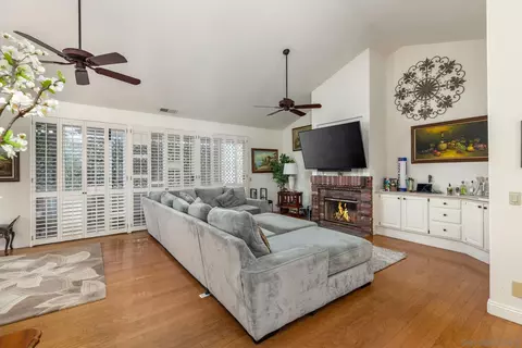 85 Via Larga Vis, Bonsall, CA 92003 photo 6