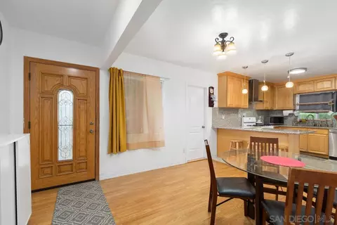 1033 S Johnson Ave, El Cajon, CA 92020 photo 4