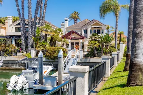 64 Spinnaker Way, Coronado, CA 92118