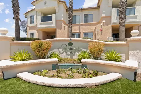 11408 Via Rancho San Diego #30, El Cajon, CA 92019