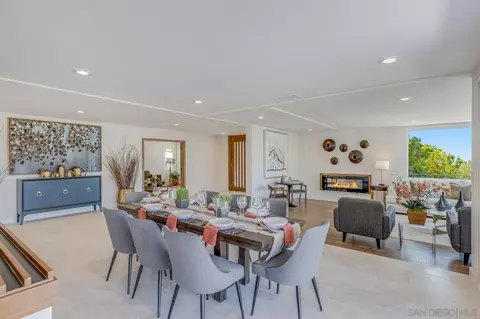 7585 Hillside Dr, La Jolla, CA 92037 photo 32