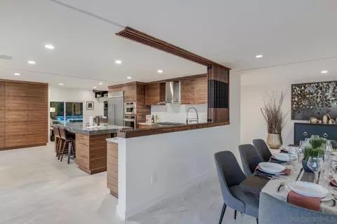 7585 Hillside Dr, La Jolla, CA 92037 photo 34