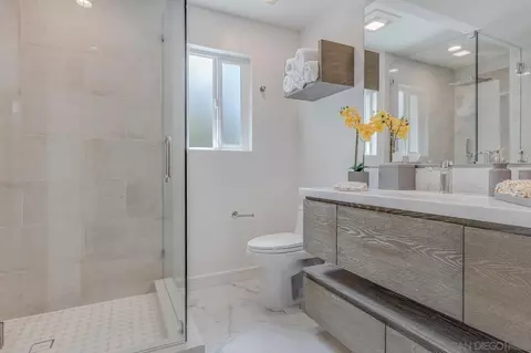 7585 Hillside Dr, La Jolla, CA 92037 photo 66