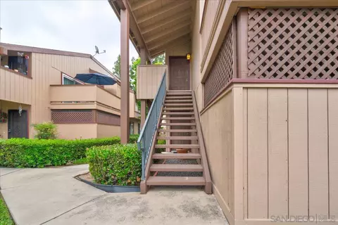 6530 College Grove Dr #60, San Diego, CA 92115