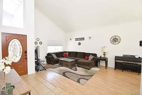 9346 Telkaif St, Lakeside, CA 92040 photo 4