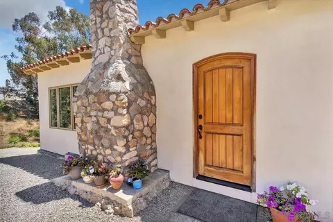 1356 Real Way Ln, Alpine, CA 91901 photo 5