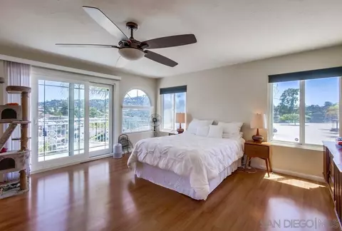 5954 Broadmoor Dr, La Mesa, CA 91942 photo 14