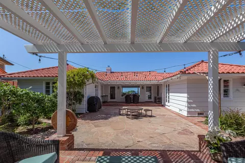 7955 Roseland Dr, La Jolla, CA 92037 photo 15