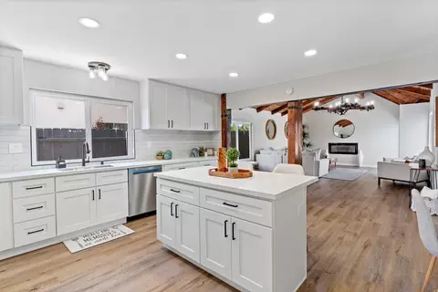 9451 Reagan Rd, San Diego, CA 92126